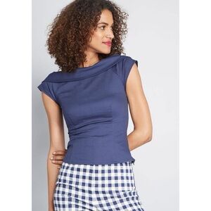 Collectif x MC Let’s Get Groovin’/Cordelia Crop Top